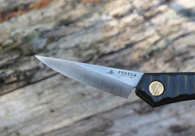 【Makuakeで1,000万円超を集めた話題作】山遊びナイフ「フェデカ トレイルナイフ」を使ってみた【低山小道具＆技術研究所 vol.49】の画像001