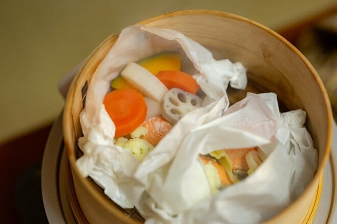 蒸しつ蒸されつの蒸熱関係。伏流水が引き出す “水のサ飯” とは【ユーコンカワイのシン・サウナ村建設記 vol.9】の画像009