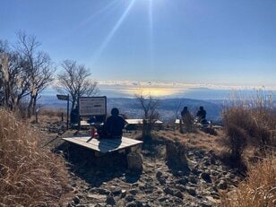 丹沢で夏前の体力づくり！「鍋割山ハイキング」 大倉バス停から往復約16km＆山頂からは「春の富士山」絶景！ レポート