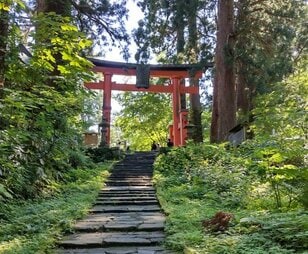 米有力メディア・ナショナルジオグラフィック「2026年に行くべき世界の旅行先25選」に「山形県」が選出！  出身ライターがすすめる絶景＆パワースポット3か所