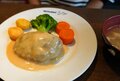 「ハンバーグマニア」女優とバスケ日本代表 河村勇輝も絶賛『アド街ック天国』で紹介の「白いハンバーグ」も！ “横浜街ブラ”で寄る「洋食グルメ」三種実食レポートの画像001