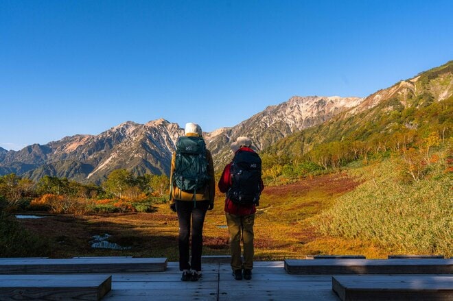 「中部山岳国立公園 栂池自然園」 迫力の白馬三山を眺めながら錦秋の湿原地帯を歩く【紅葉フォトトレッキングガイド vol.6】長野県・白馬エリアの画像004