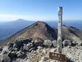 【晩秋登山】シャトルバス運行終了間近、澄みきった青空広がる「乗鞍岳」へ！  下山後は高原を散策して心身を癒す「歩治」を体験の画像008
