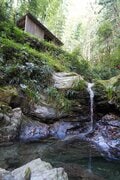 【滝つぼが水風呂！】徳島移住女性オーナーが建てた「森を再生させるDIYサウナ」での唯一無二「大自然サウナ」体験取材の画像002