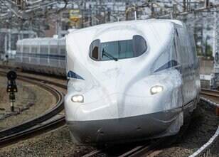 【鉄道開業150周年】どこが変わった？  東海道新幹線の最新車両「N700S」のグリーン車「快適すぎる！」乗車レポート
