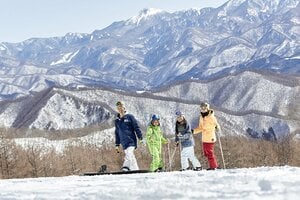 【オグナほたかスキー場】雪質・ゲレンデ規模・コースバリエーション 全てがちょうどいい！  今季で50周年「記念抽選会」開催