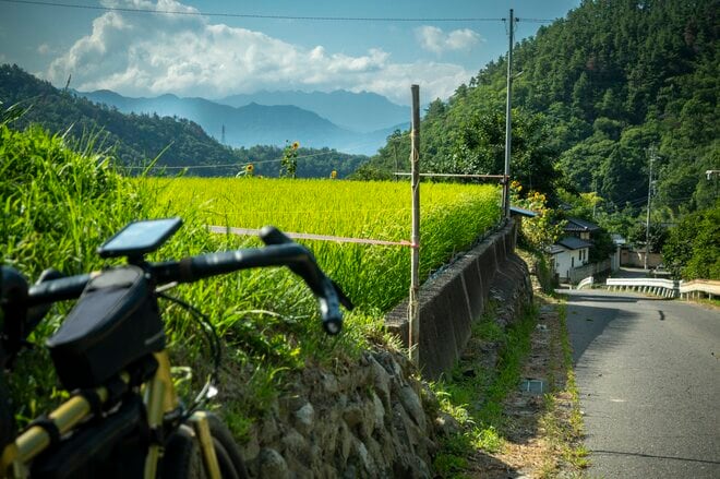 【自転車】「若いときは登れたんだけど……」 グラベルバイクで暑さに負けそうなヒルクライム、砂利道を疾走して少年時代を振り返る50代の夏　長野県｜2026年の画像008