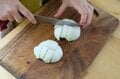 見た目のインパクト大！  ダッチオーブンで作る春のキャンプ飯「巻かないまるごとロールキャベツ」【季節の外ごはん vol.61】の画像005