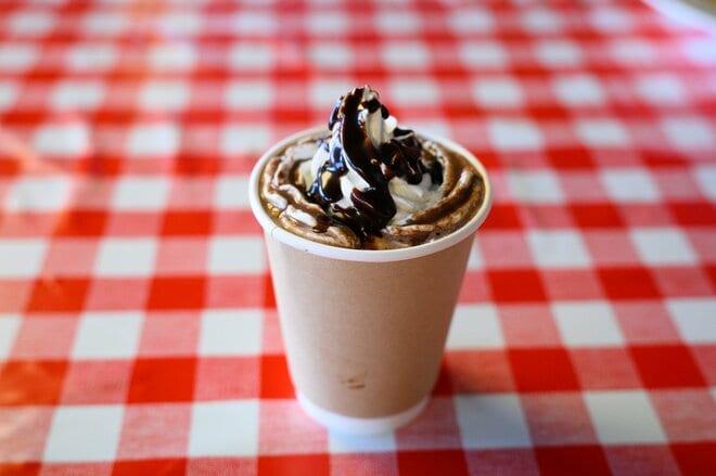 「青森スプリング・スキーリゾート」  新サービス “リゾートガイドツアー” にレジェンド・スノーボーダーと参加！  ハイク不要の “パウダースノー” 堪能レポート！【青森県鯵ヶ沢町】の画像019