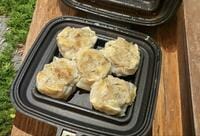 キャンプ「食材調達は現地で」という人に！ 長野＆群馬の「ツルヤ」で買える、簡単で美味しい＆メインにもなる「オリジナル商品」3選！