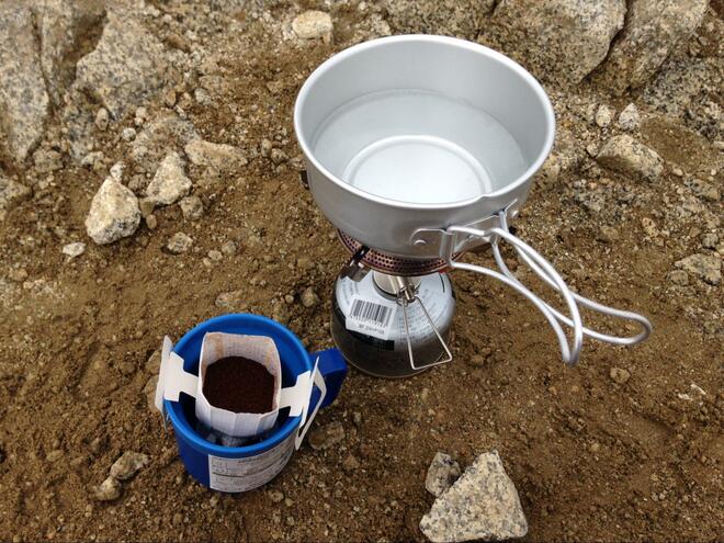 いつでもアツアツのお湯が！  アウトドア以外に普段使いもできる冬こそ有能「山専ボトル」の「意外な活用法」の画像003