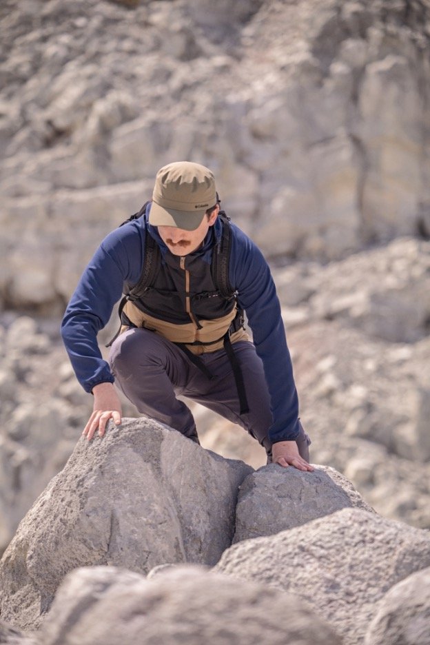 【秋のウェア選びのポイントは“汎用性の高さ”にあり】肌寒い時期の山なら「コロンビアの万能ソフトシェル」が抜群に快適！の画像004