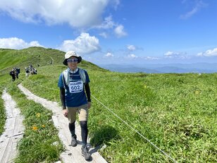 「出羽三山をめぐる」初夏の東北！ 羽黒山・湯殿山 “SEA TO SUMMIT”スタイルで月山へ 【崖っぷちYUKIの珍道中】