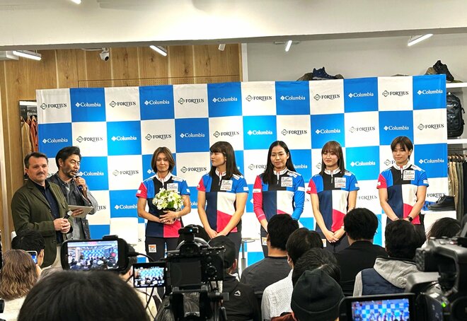 女子カーリング日本代表チームのフォルティウスも駆けつけた！  コロンビアの “滑りにくい” ウインターブーツ「サップランド フォルティウスモデル」発表会イベント 「原宿 COLUMBA TOKYO FLAGSHIP」にて開催【編集部レポート】の画像002