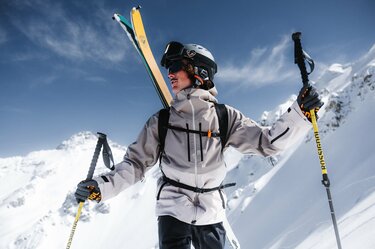 ロシニョール スキー サングラス ほか ロシニョールにもサングラスが😎 ESCAPER SUNGLASS ちなみにわたしが