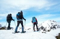 「谷川雪山フェス」最新ギアのお試しにワークショップもボリュームアップ！  雪山に沼る2日間を体験【谷川岳ヨッホ by 星野リゾート】