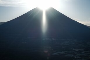 絶景「ダイヤモンド富士」で迎える新年 「竜ヶ岳」 からの初日の出！ リピート登山ライター 「めでたす ぎる正月」 山梨百名山レポ