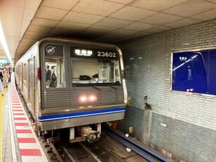 大阪三大南北路線の1つで緑と芸術と星空を楽しむ【関西鉄道路線周辺曼荼羅 vol.09「大阪メトロ四つ橋線」】